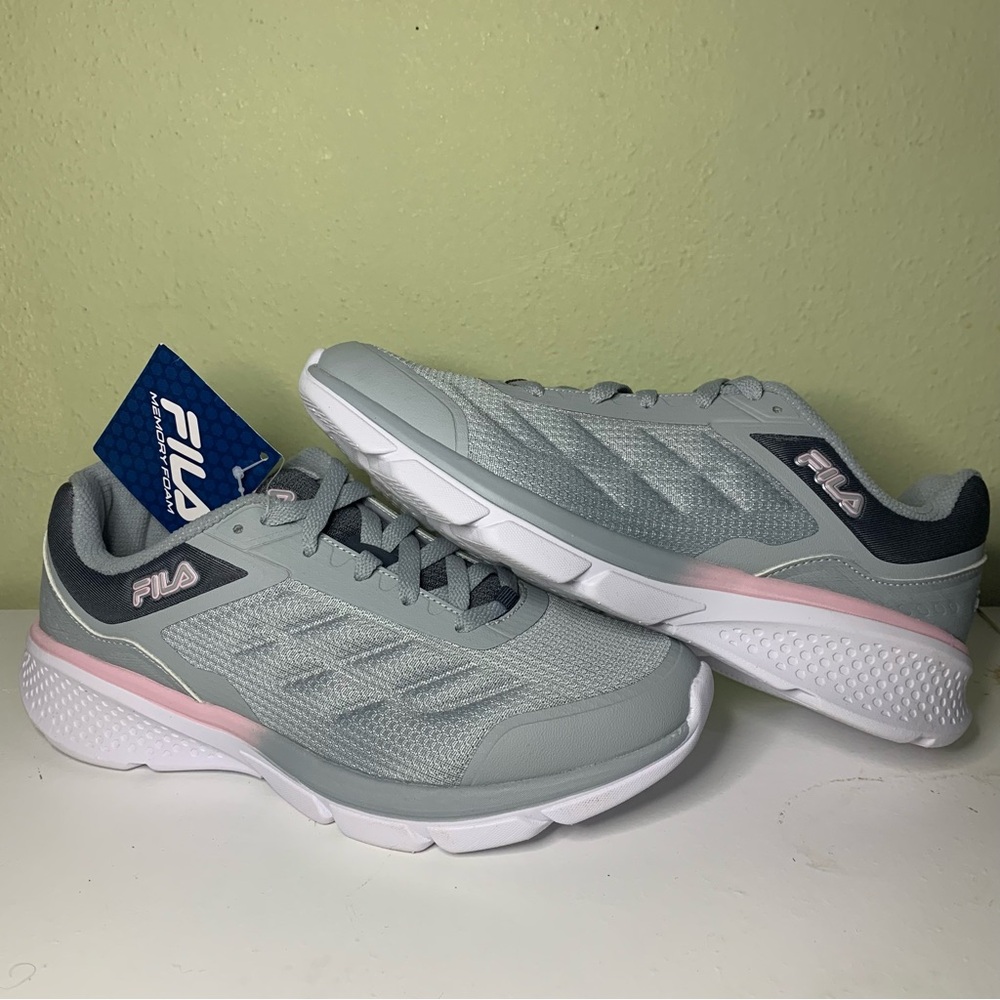Women’s fila running shoes